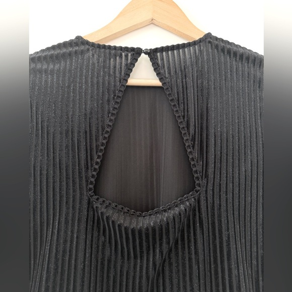 Guess Shimmer & Ribbed Open Back Bodysuit, size medium. - Picture 8 of 8